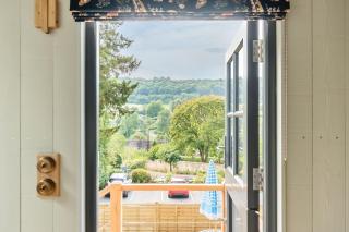Shepherd Huts at Sheepscombe - Painswick - 9