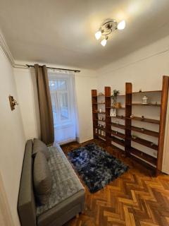 Pet Friendly 2BDR Apartment - Budapest - 6