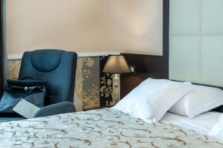 Hotel De La Ville Relais - 1