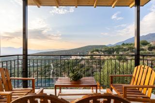 Martinia Pool Getaways - Majestic Panoramic Views - 1