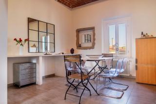 Toscana appartamento di Charme con due camere, due bagni e terrazza in posizione Centralissima - Cecina - 3
