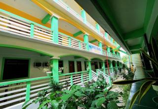 White Beach Hotel Puerto Galera powered by Cocotel - Puerto Galera - 6
