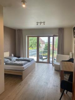 Modernes & gepflegtes Hotelzimmer mit Küche! - Bernstadt - 5