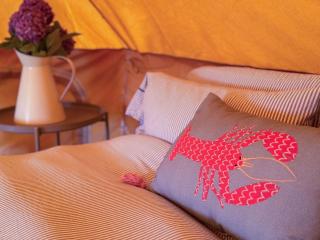 Furnished Bell Tent 3 - 3
