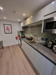 Round Tower Holiday Apartments - Seafront 1,2 & 3 Bedroom Homes Free Parking, WiFi - 8