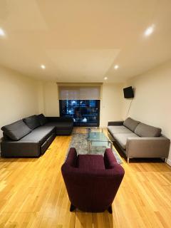 Cosy Modern Tower Bridge Apartment - London - 6