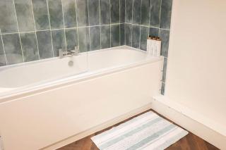 May Cottage, Sofa bed, Garden, Countryside - - 2