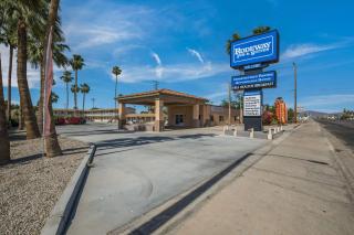 Rodeway Inn & Suites Blythe I-10 - Blythe - 9