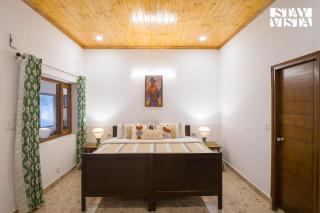 StayVista at Mountain Echoes - Views, Heater - Mussoorie - 5