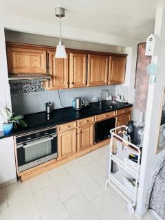 Chambre Famille d'accueil entre Paris et Disney douze minutes centre Paris quinze euros de plus pour frais de ménage - Neuilly-sur-Marne - 4