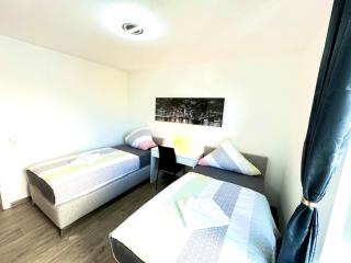 Big Und Bequem - Hannover - 3