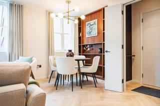 Two Bed Duplex in Covent Garden - London - 2