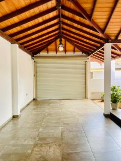 Sand & Surf Guest House - Negombo - 6