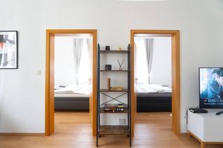 The Dante Family and Friends Apartment - City Center, Parking - Prague - 6