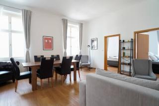 The Dante Family and Friends Apartment - City Center, Parking - Prague - 3