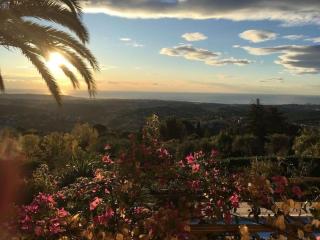 Villa with 180 degree sea view ! - Vence - 8