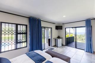 8 On Eagle Bed & Breakfast Room 1 - Umtentweni - 6