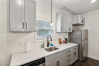 Alto D8 I Modern New Construction 2bd Apartment - Clarksville - 6
