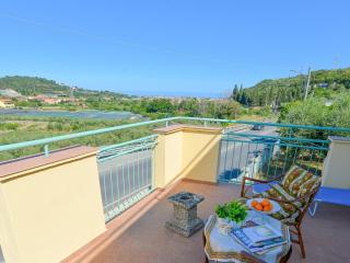Villa Angela 1 by Holiday World - Toirano - 2
