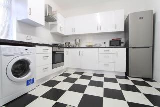 Bright & Spacious House Near Central London - Londres - 4