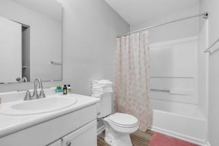 CB 974-301 Fayetteville Oasis I Modern, Comfy - 6