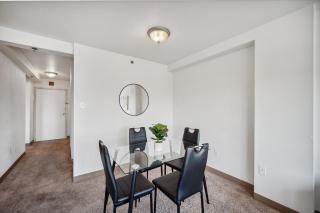 PP 1111 Modern Corporate 1br, pool, Gym - 3