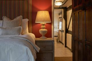 The Chestnut Horse - 1