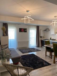 M&M Apartments - Floreşti - 0