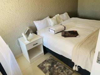 plot 38 self catering apartment and camping - Khemsbok - 8