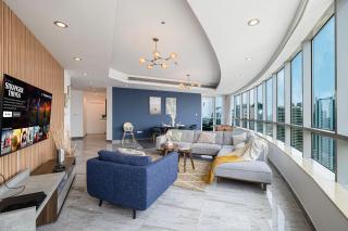 Expansive 5BR Dubai Marina Apt Near JBR Beach - Games - Pool - 3