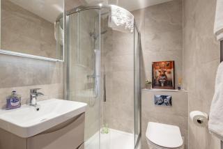 Muttoes Apartments No 21 - 1