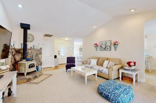The Lake House - Groveland - 7