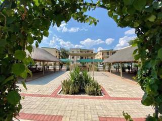 The cozy King Condo - Naledi - 9