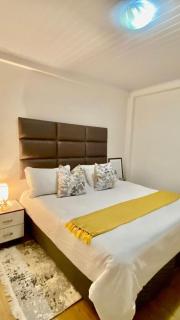 The cozy King Condo - Naledi - 3