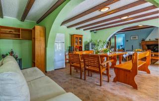4 Bedroom Amazing Apartment In Liznjan - Ližnjan - 7