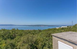 3 Bedroom Cozy Apartment In Crikvenica - Crikvenica - 3