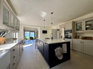 Luxury Seaside Escape - Red Sunset - Rostrevor - 3