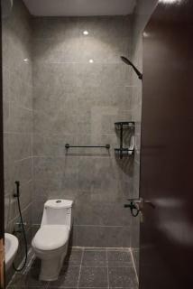 B20 Spacious Apartment 5min BLVD - Riade - 9