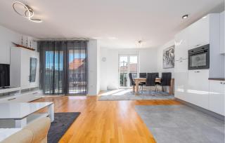 2 Bedroom Lovely Apartment In Zadar - Zadar - 7