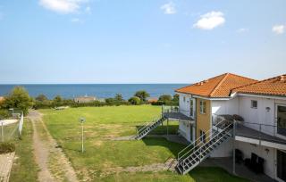 2 Bedroom Lovely Apartment In Gudhjem - Gudhjem - 1