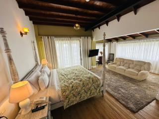 Pedro Barn Hotel at Little England Cottages - 6