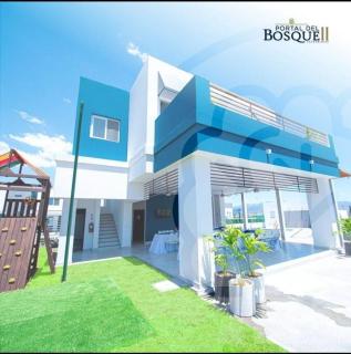 Casa 3 Hab Terraza Condominio VIP - América - 1