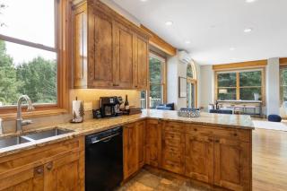 405 Greenwaye Circle home - 6
