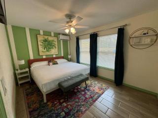 Key Lime Cottage - waterfront - Crystal River - 1