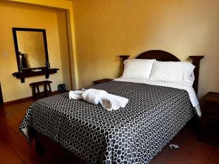Hotel Renacer - San Miguel Regla - 1