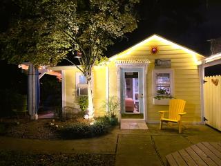 Romantic Beach Style Cottage close to everything! - Whitehouse Plantation - 6
