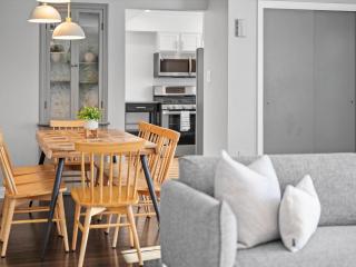 Stylish and Bright 3Bd Home, Amazing Deck, Game Room, Free Parking - 3