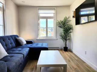 1900s Historic Charm -Free P+AC - 8