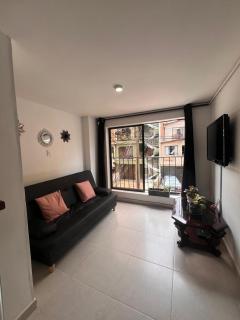 Hermoso apartamento muy central - 2