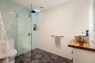 NEW Luxury Angourie Villa! Dream location, WiFi ++ - Yamba - 1